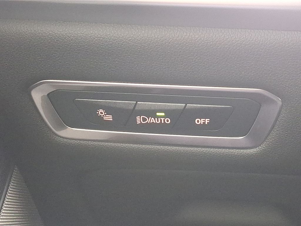 Thumbnail: 2025 BMW X7 - 26