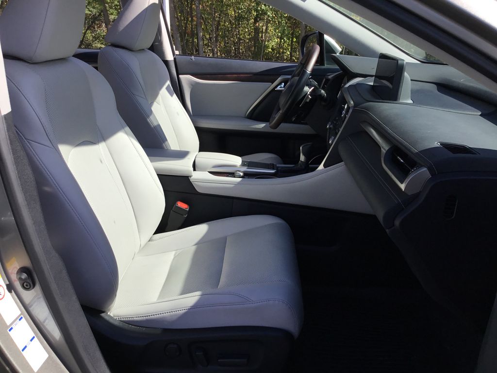 Thumbnail: 2020 Lexus RX - 9