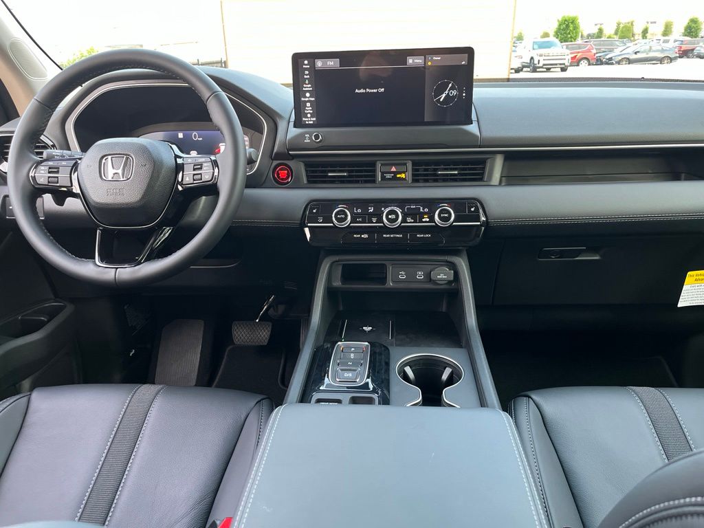 Thumbnail: 2026 Honda Pilot - 9