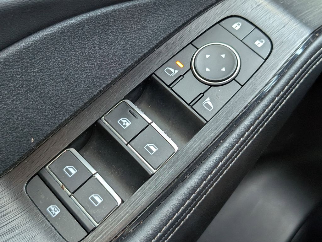 Used 2023 Nissan Rogue SUV