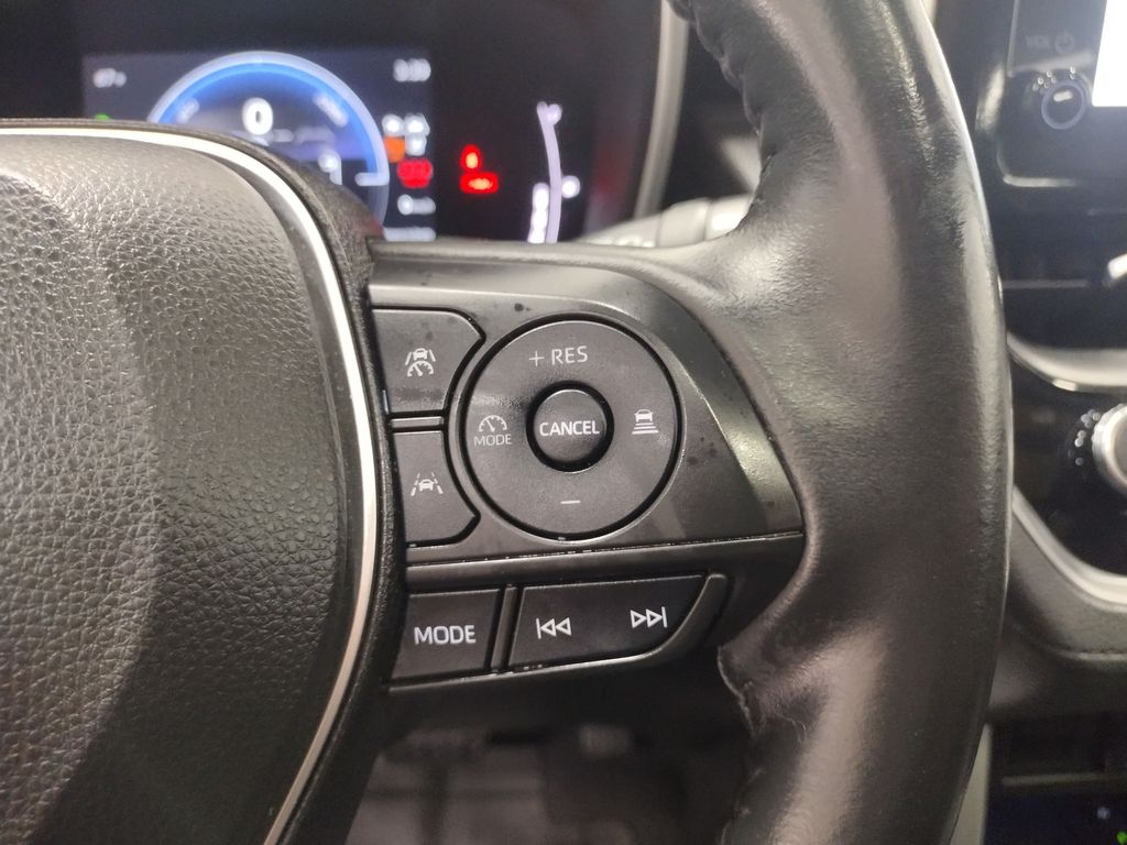 2023 Toyota Corolla Cross Hybrid XSE