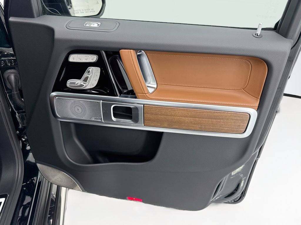 Thumbnail: 2027 Mercedes-Benz G-Class - 25
