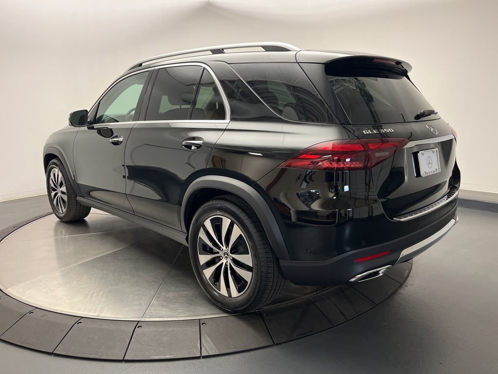 Thumbnail: 2026 Mercedes-Benz GLE - 5