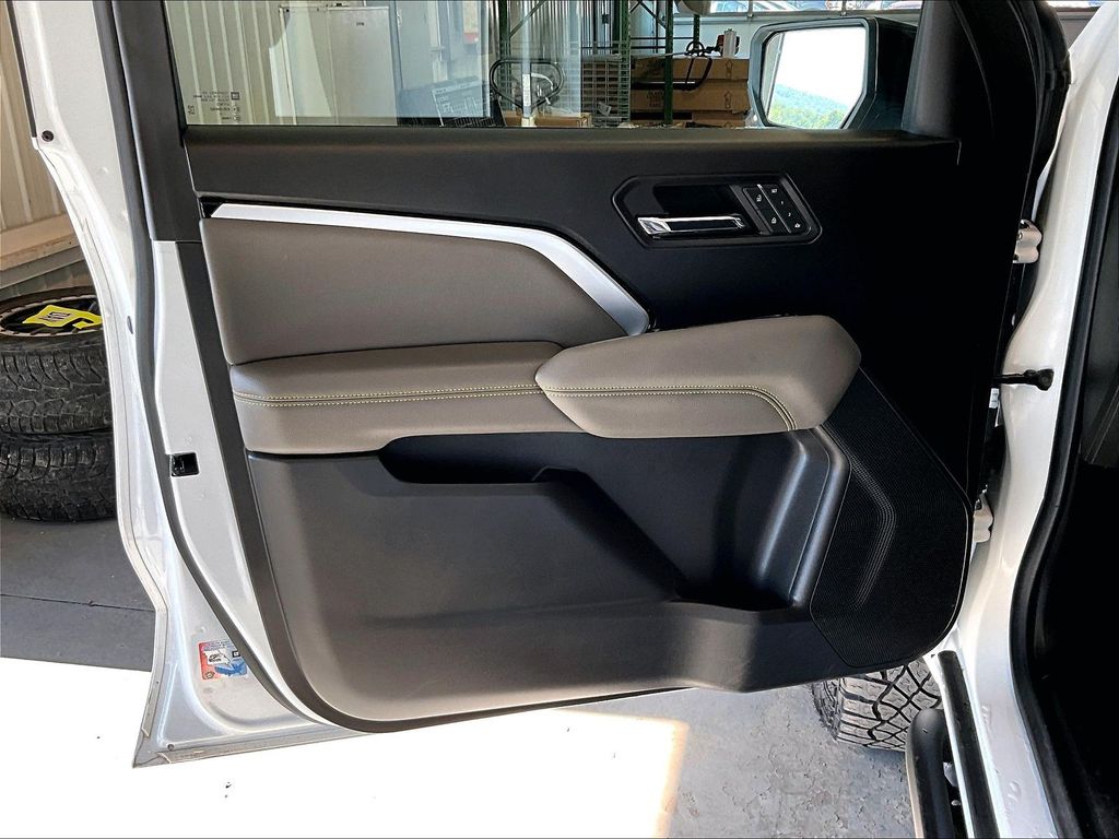 2023 Chevrolet Colorado — photo 9