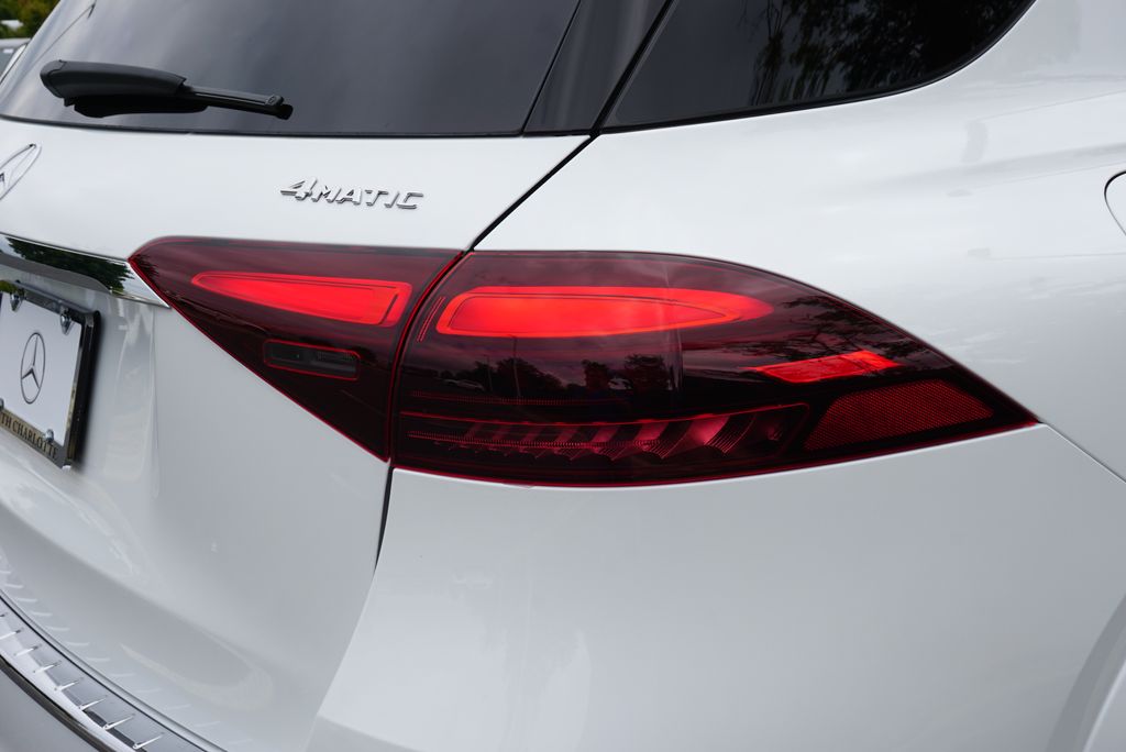 Thumbnail: 2026 Mercedes-Benz GLE - 17