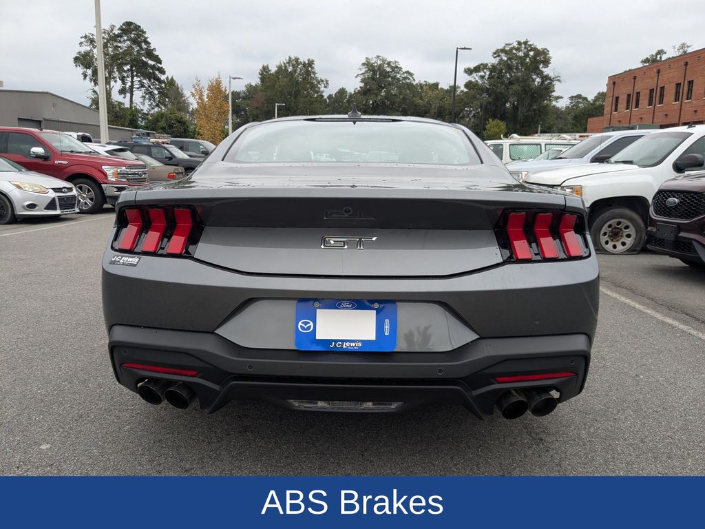2025 Ford Mustang GT Premium Fastback