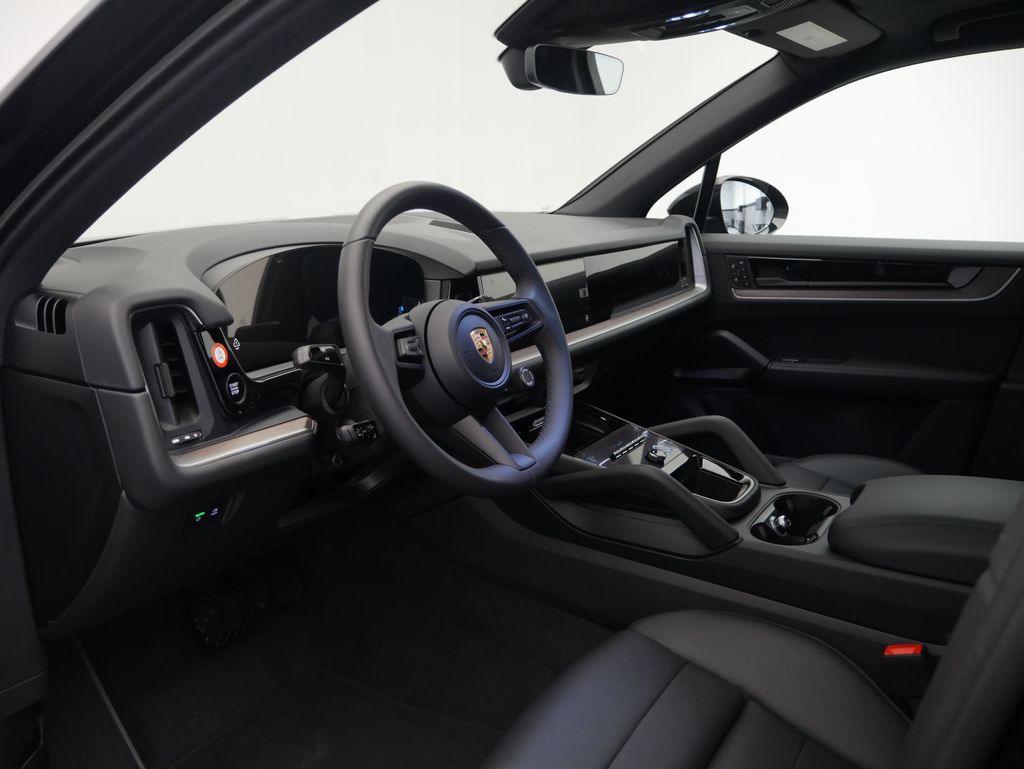 Thumbnail: 2026 Porsche Cayenne - 4