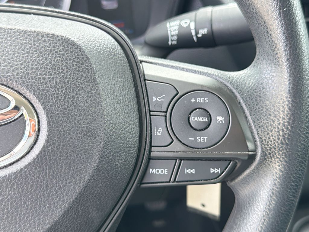 Thumbnail: 2022 Toyota Corolla - 26