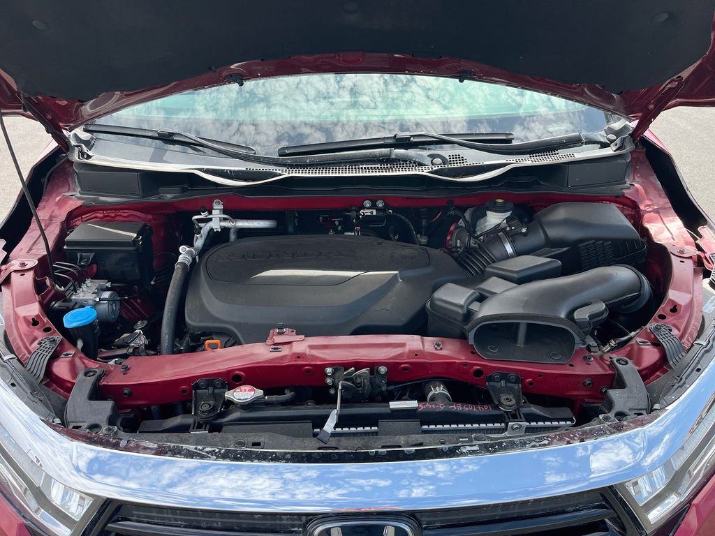Used 2022 Red Honda EX-L image 31
