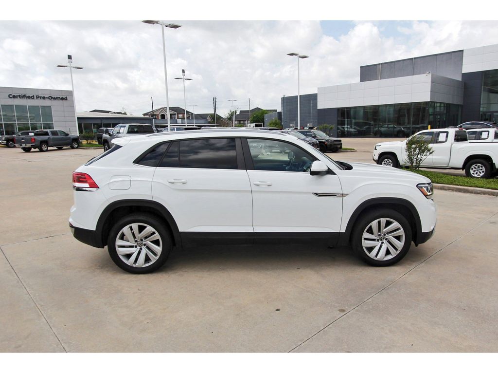 2020 Volkswagen Atlas Cross Sport 3.6L V6 SE w/Technology White at DeMontrond Auto Country