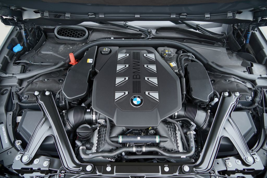 Thumbnail: 2026 BMW 7 Series - 22