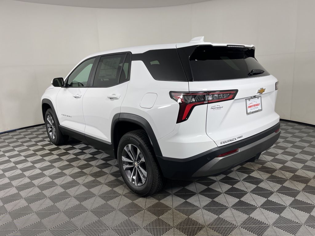 Thumbnail: 2026 Chevrolet Equinox - 3