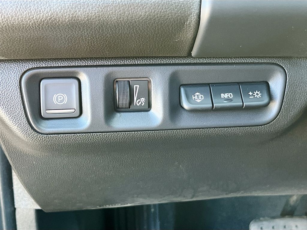 Used 2023 Black GMC AT4 image 10