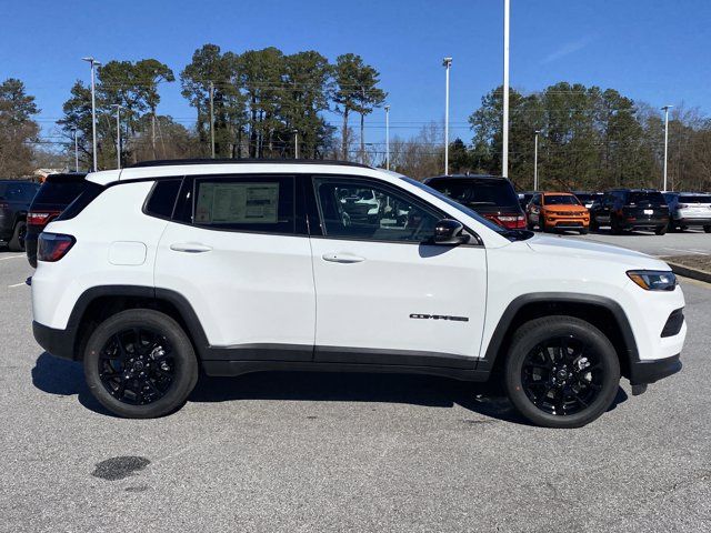 New 2026 White/off-white Jeep Latitude image 3