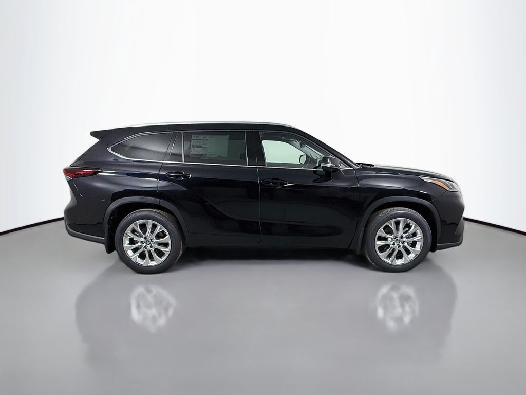 New 2026 Toyota Highlander SUV