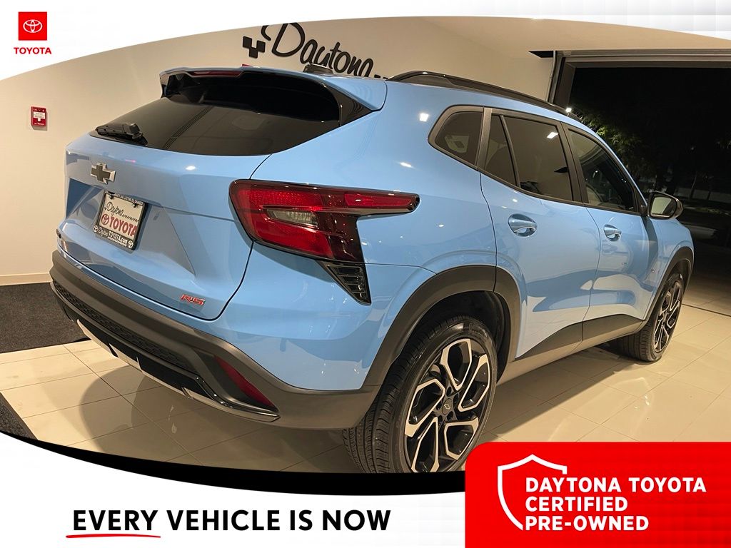 Used 2024 Chevrolet Trax SUV