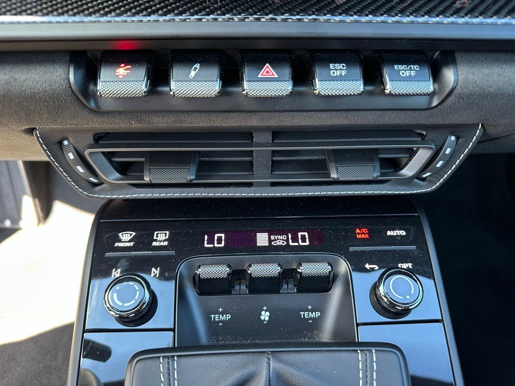 Thumbnail: 2024 Porsche 911 - 24