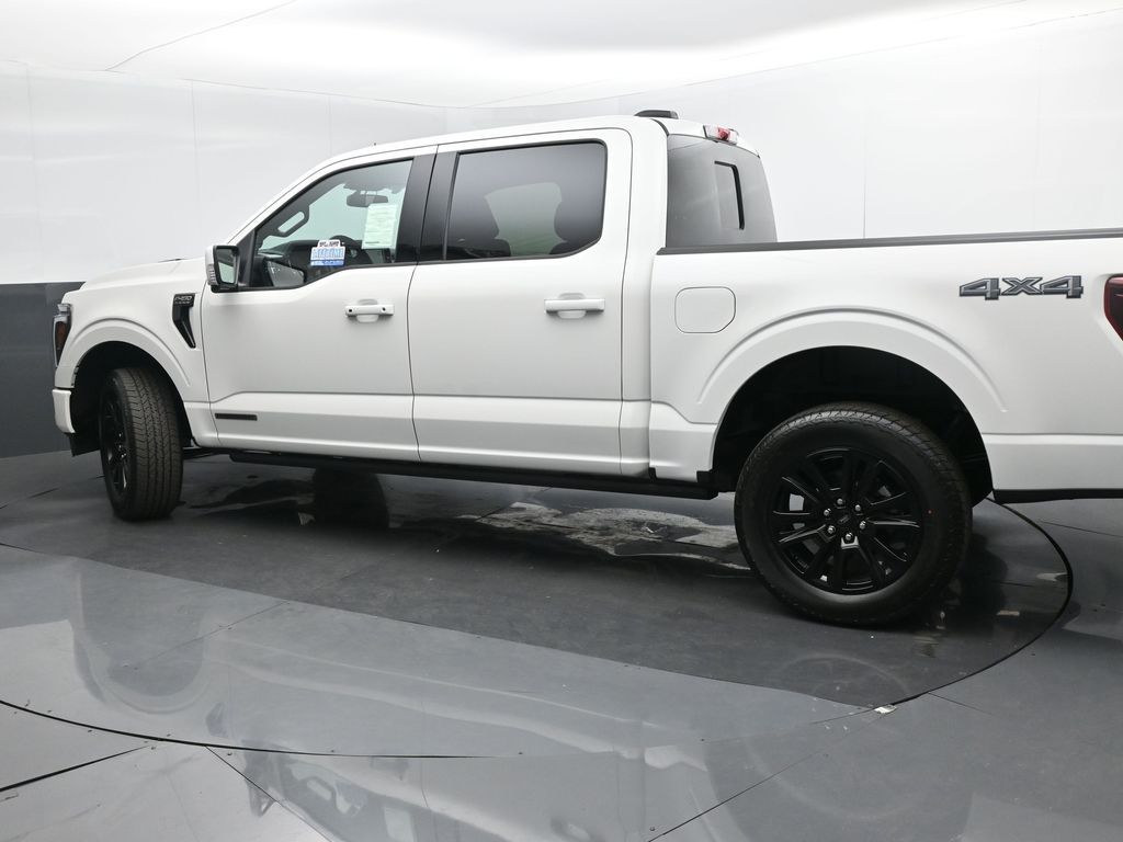 2025 Ford F-150 Platinum photo 3