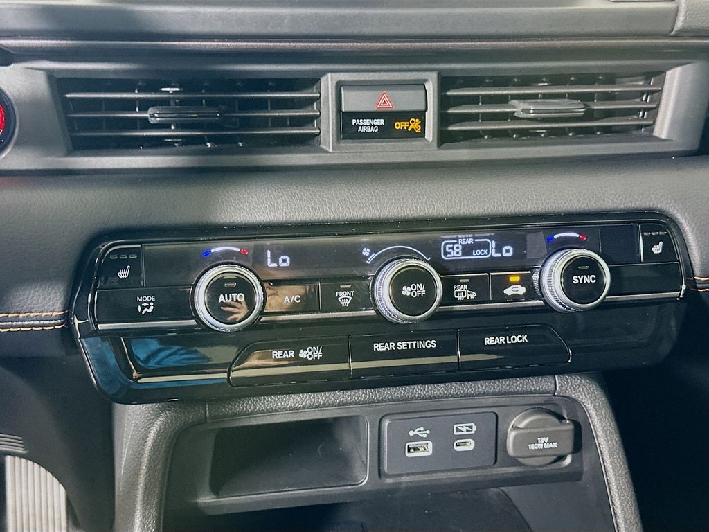 Thumbnail: 2025 Honda Pilot - 15