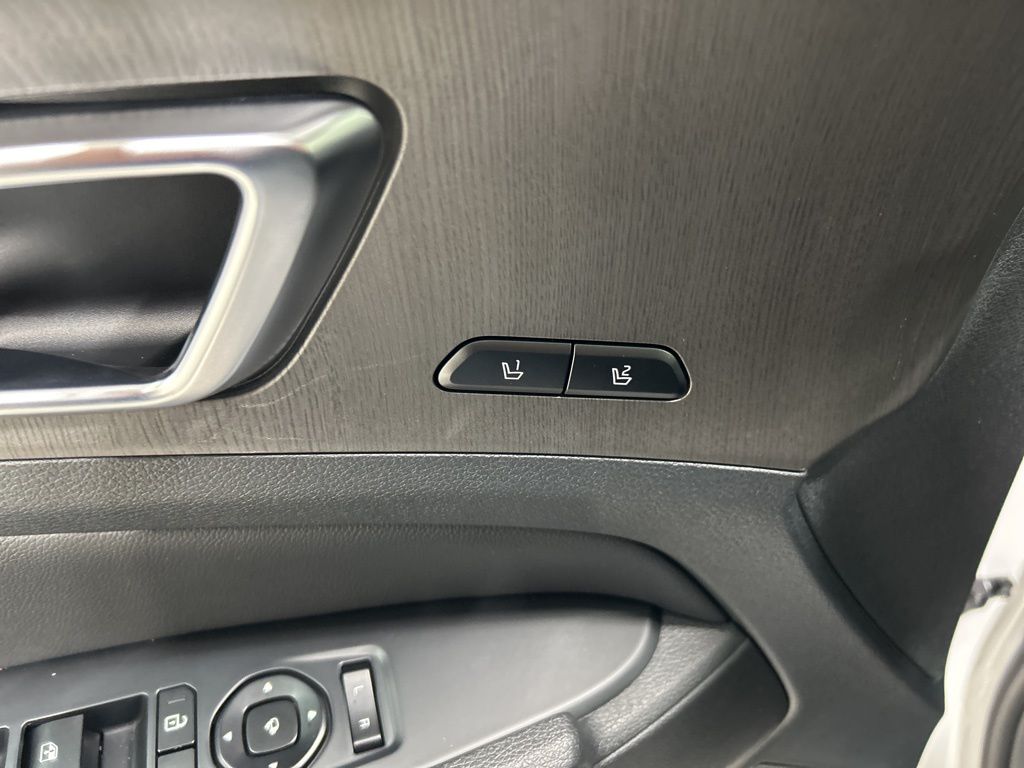 new 2026 Kia Sportage car, priced at $41,000