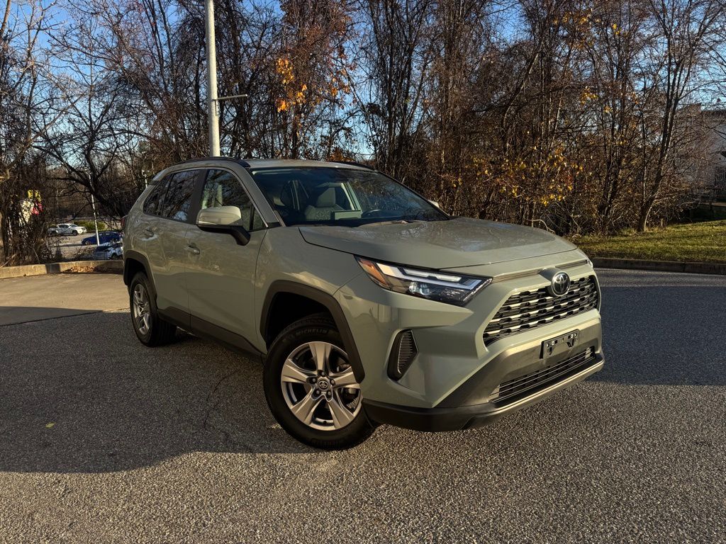 2023 Toyota RAV4 XLE