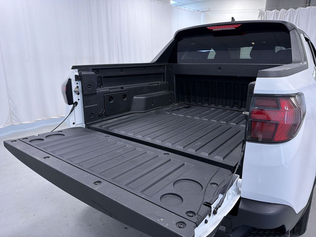 Used 2024 Hyundai Santa Cruz Truck