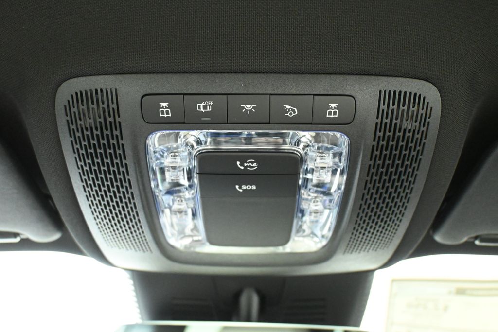 2025 Mercedes-Benz GLB 250 17