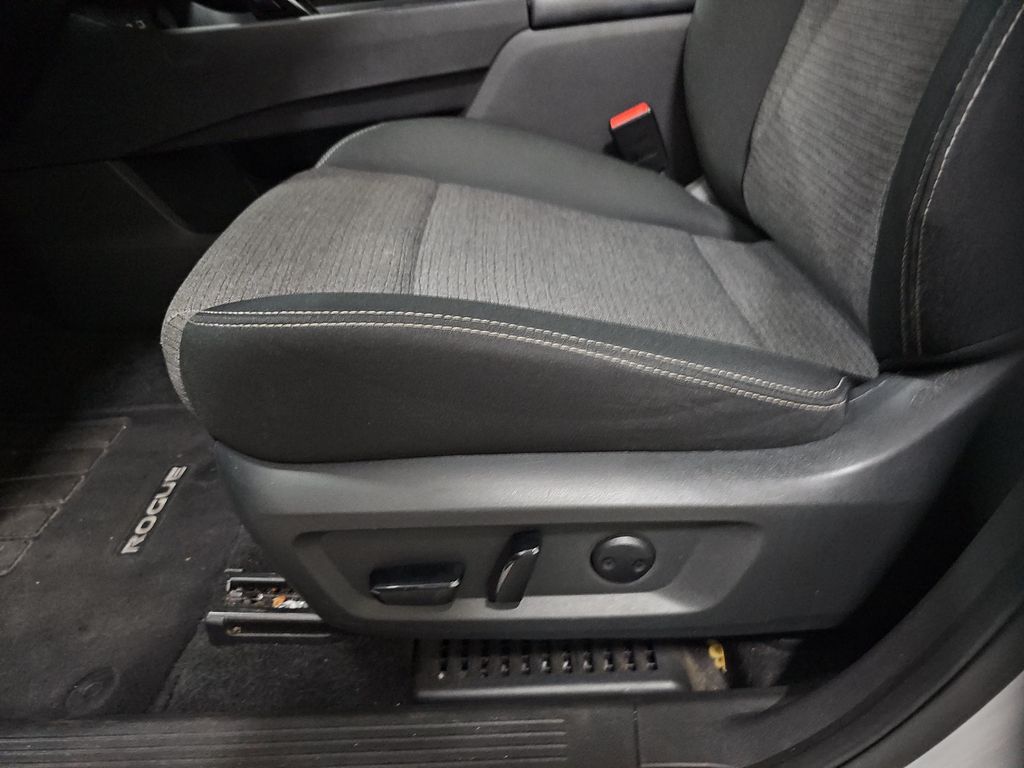 Used 2023 Nissan Rogue SUV