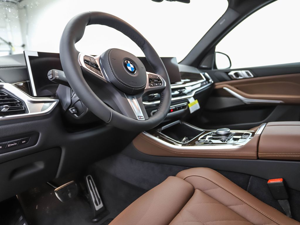Thumbnail: 2026 BMW X5 - 10
