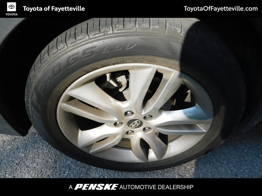 Thumbnail: 2014 Hyundai Santa Fe - 8