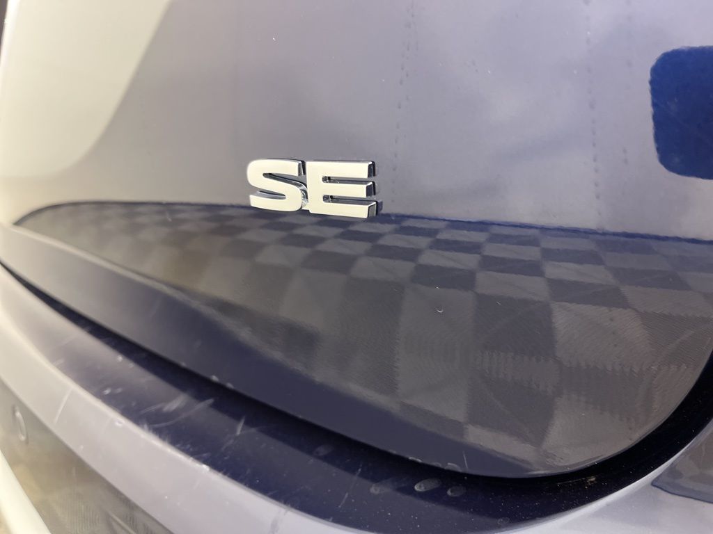 Thumbnail: 2024 Mitsubishi Outlander - 4