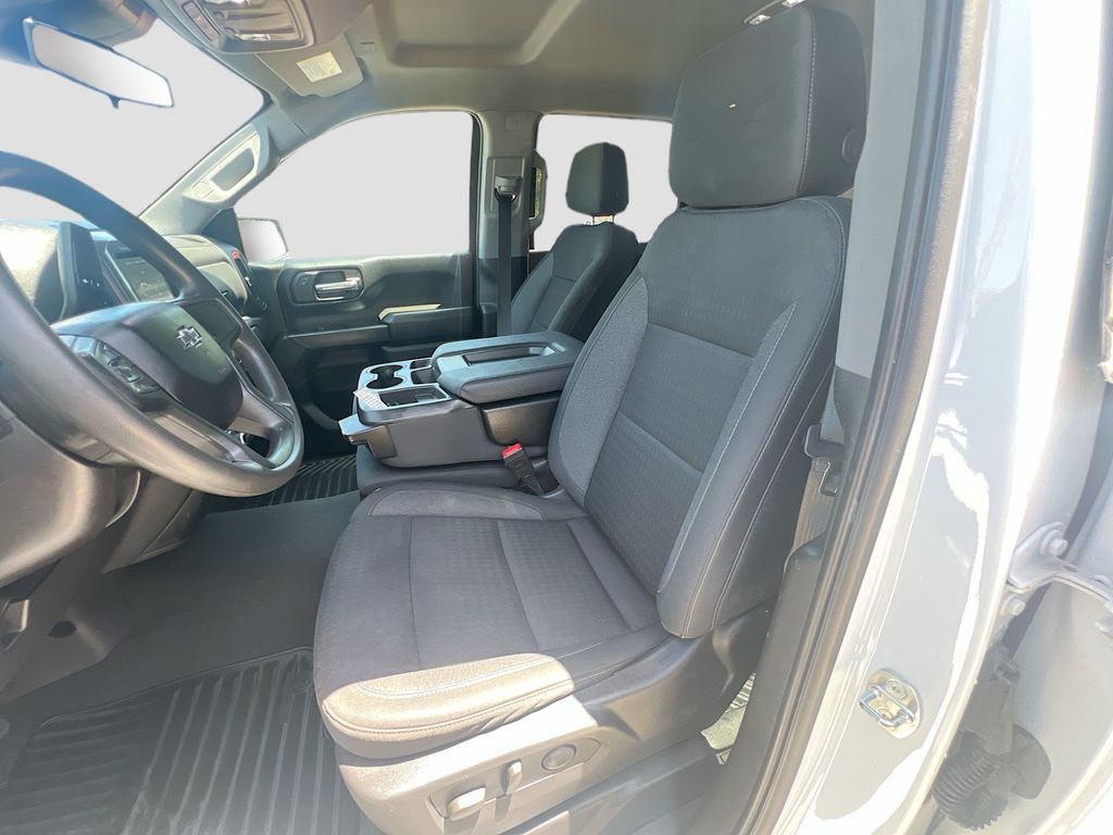 Used 2022 White Chevrolet Custom Trail Boss image 20