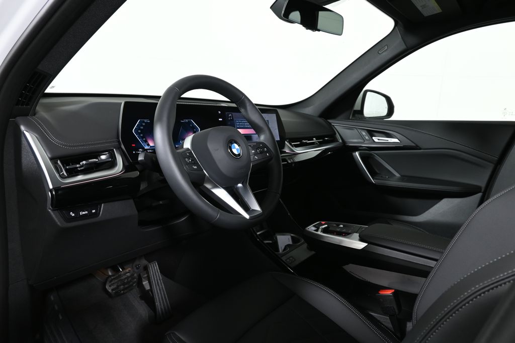 Thumbnail: 2026 BMW X1 - 15