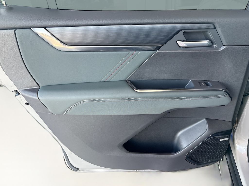 Thumbnail: 2026 GMC Acadia - 26