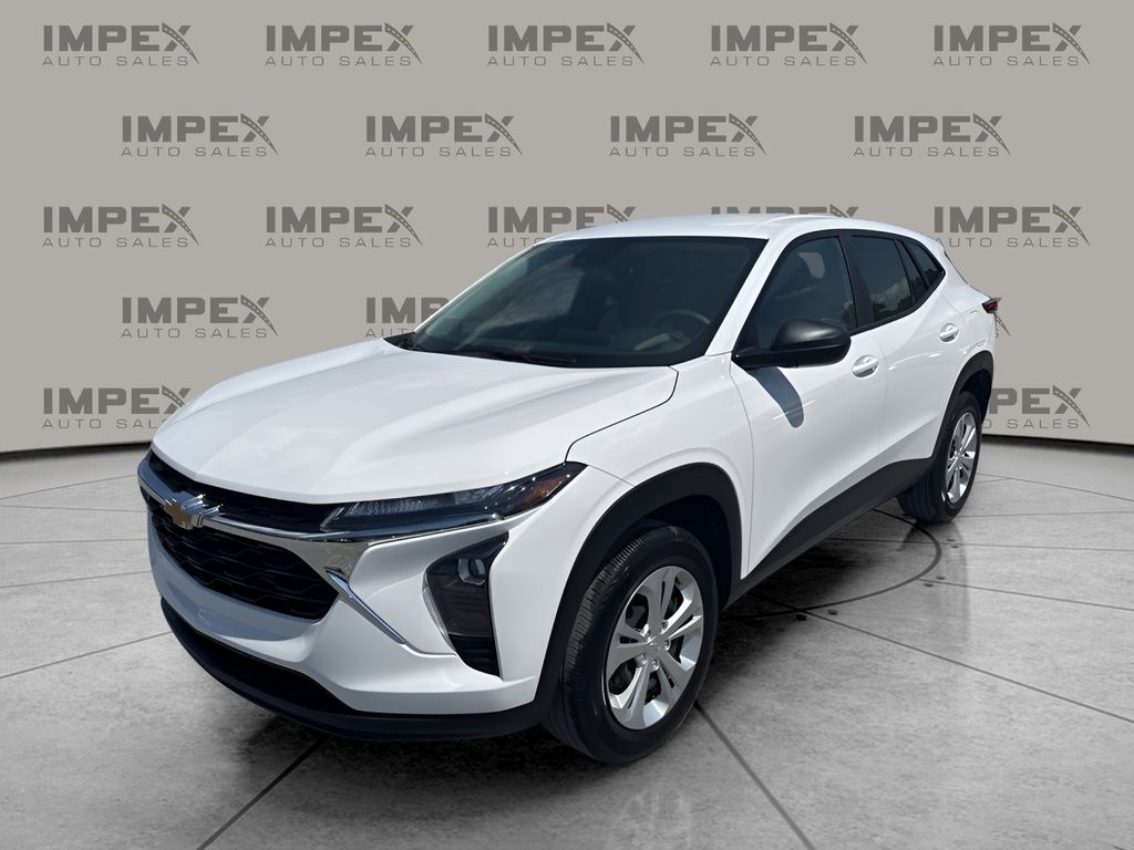 2025.0 Chevrolet Trax LS's photo