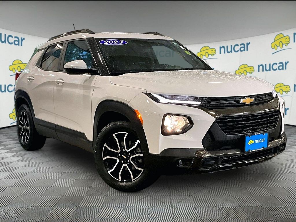 Summit White 2023 Chevrolet Trailblazer SUV / Crossover Front-Wheel Drive Continuously Variable Transmission