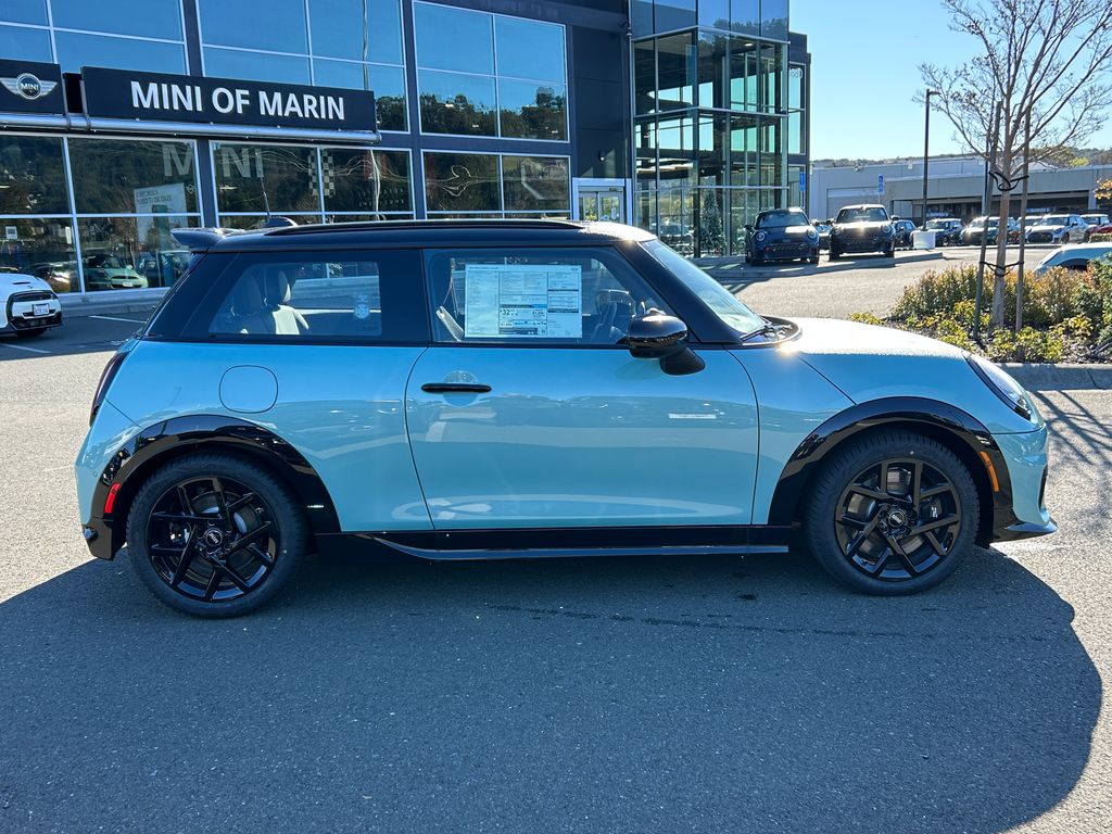 Thumbnail: 2026 MINI Cooper - 6