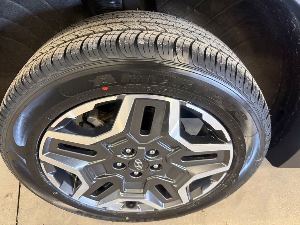 used 2023 Hyundai Santa Fe car, priced at $28,998