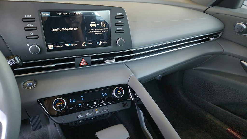 2026 Hyundai Elantra Hybrid