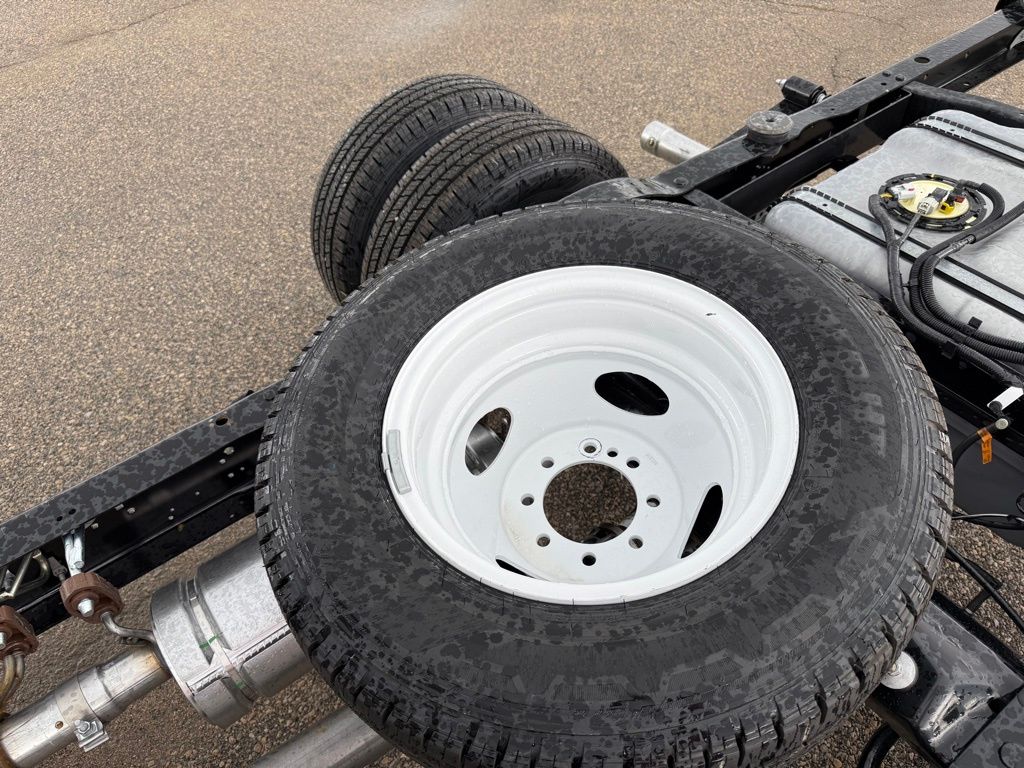 New 2026 White Ford Base image 9