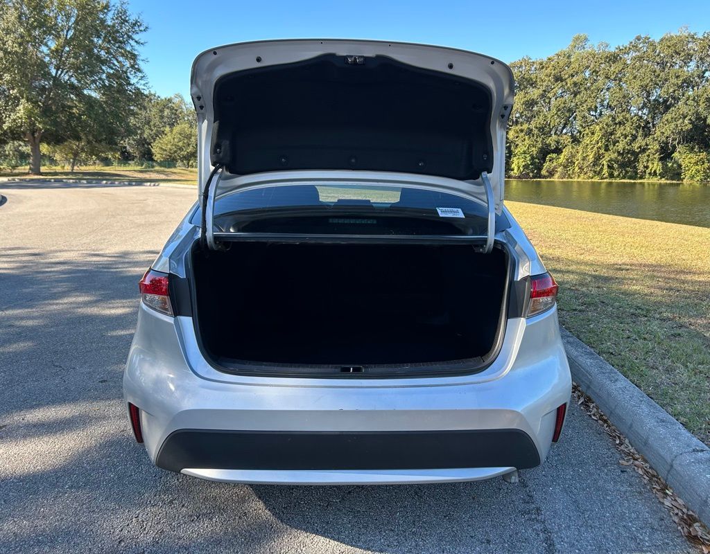 Thumbnail: 2022 Toyota Corolla - 10