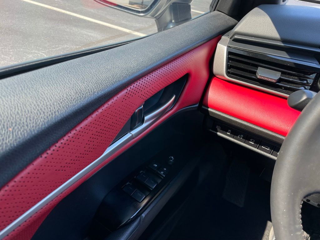 Thumbnail: 2025 Toyota Camry - 20