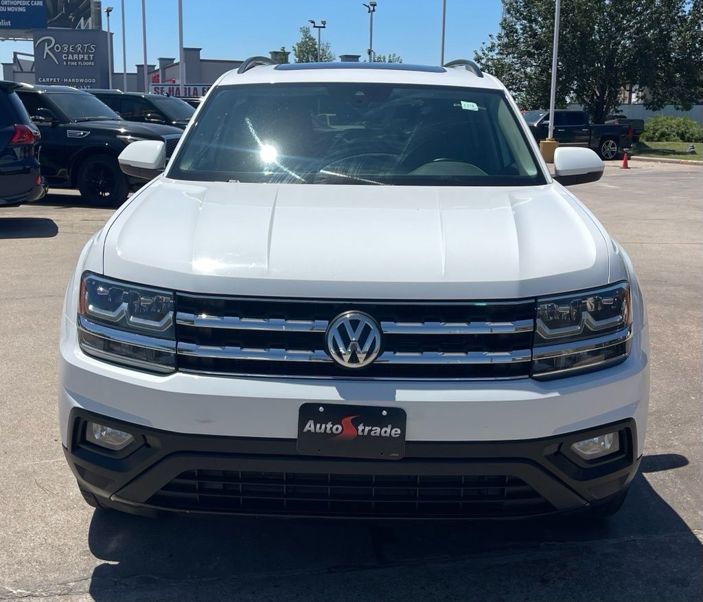 2020 Volkswagen Atlas 3.6L V6 SE White at Community Kia
