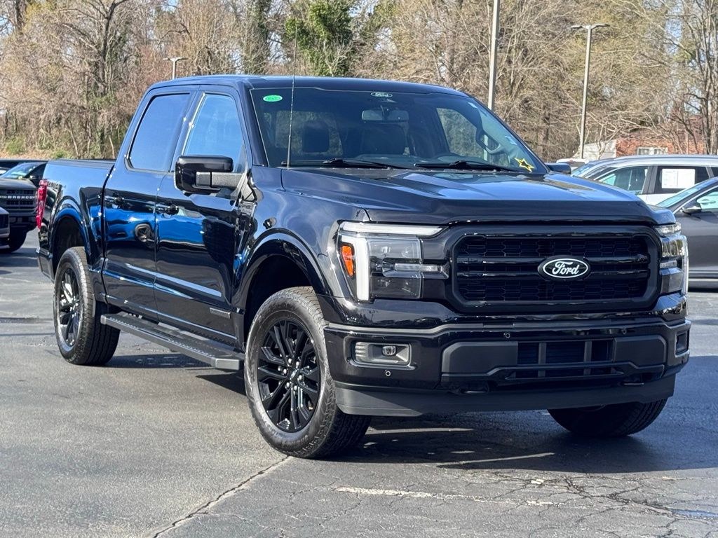 2025 Ford F-150 Lariat SuperCrew 4WD