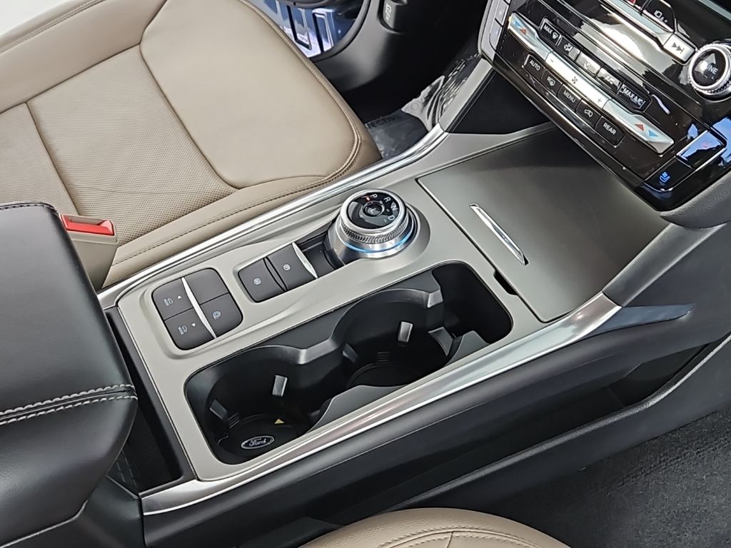 Thumbnail: 2023 Ford Explorer - 15