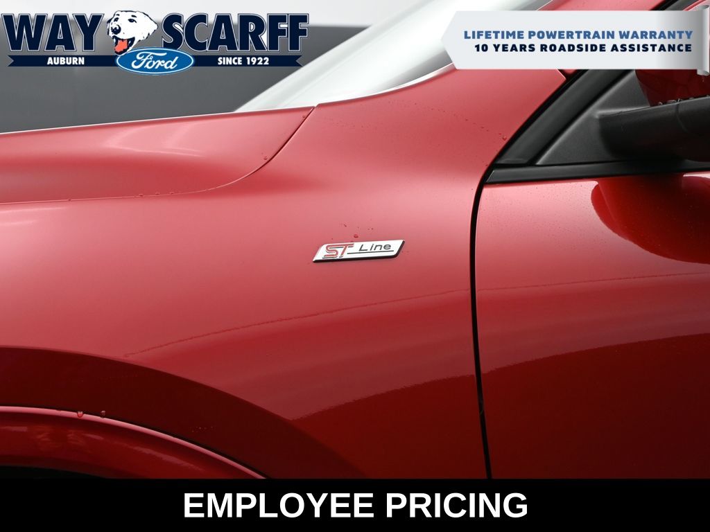 2025 Ford Escape ST-Line Elite