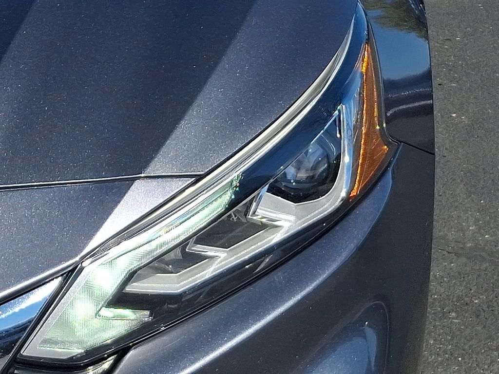 Thumbnail: 2021 Nissan Altima - 9