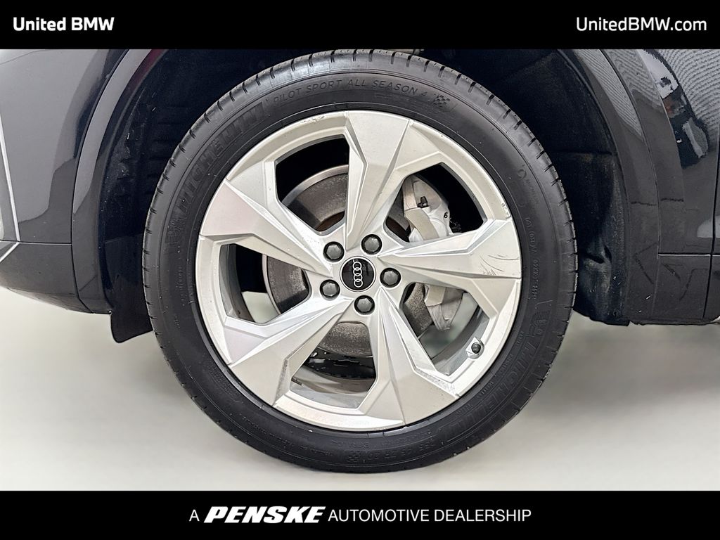 Thumbnail: 2021 Audi Q5 - 2