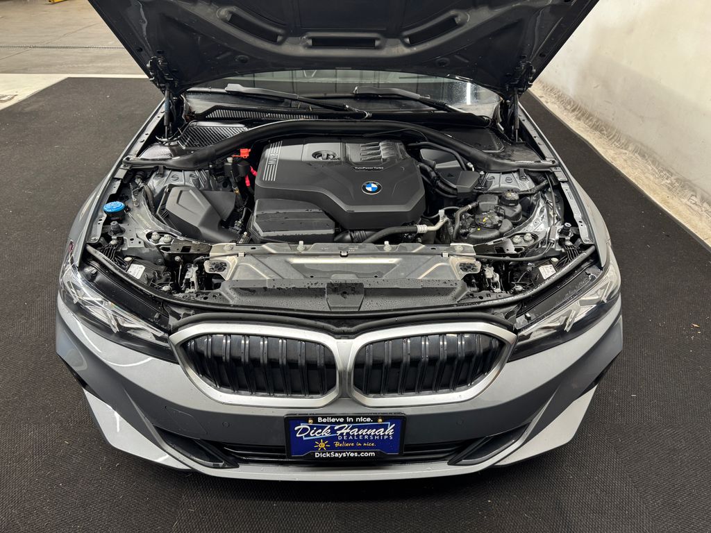 2024 BMW 3 Series 330i
