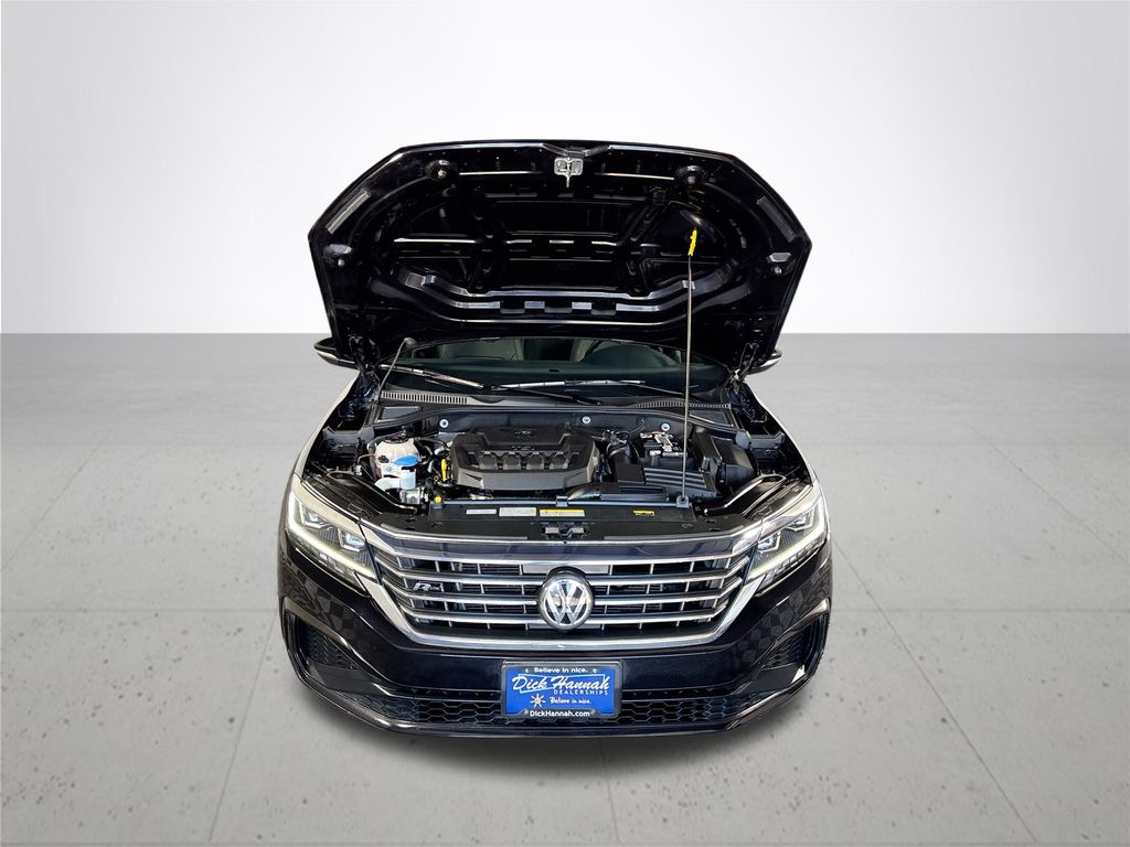 2021 Volkswagen Passat 2.0T R-Line